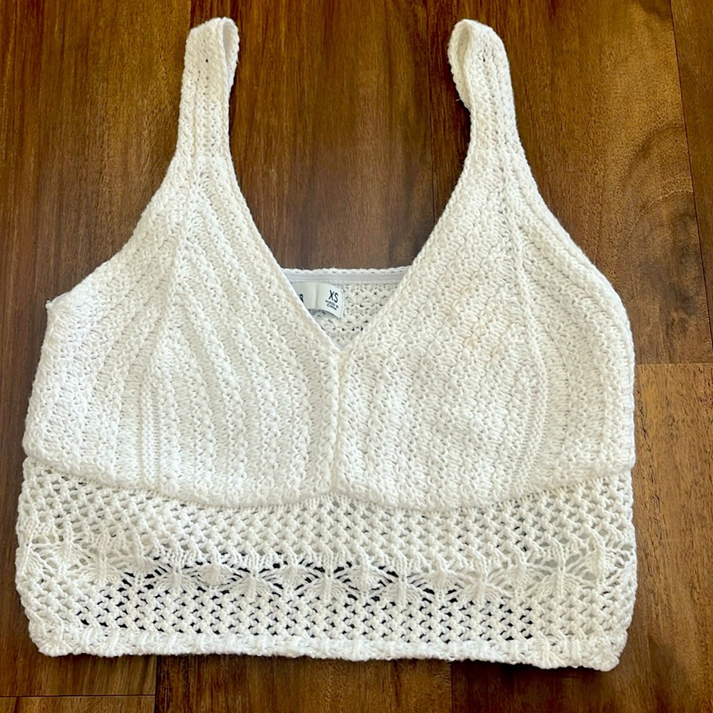 white beachy tank top
